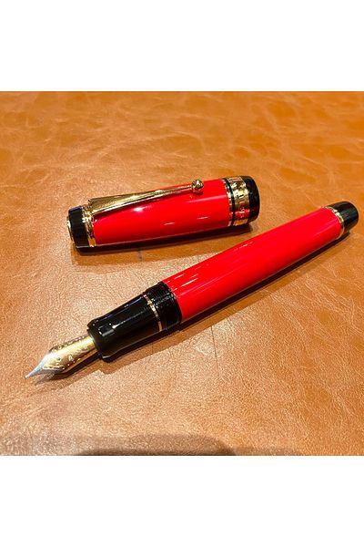 Choice Red Metal Big Fountain Pen, Medium Nib 0.7mm,For VIP collection Heavy calligraphy writing pen Painte