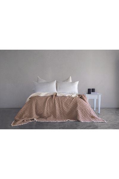 Dantela Cedric Polyester Filled Washable Bedspread - Brown