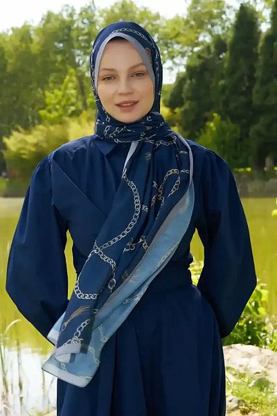 Madame Polo Σάλι με μοτίβο υπεραλυσίδας - Navy Blue