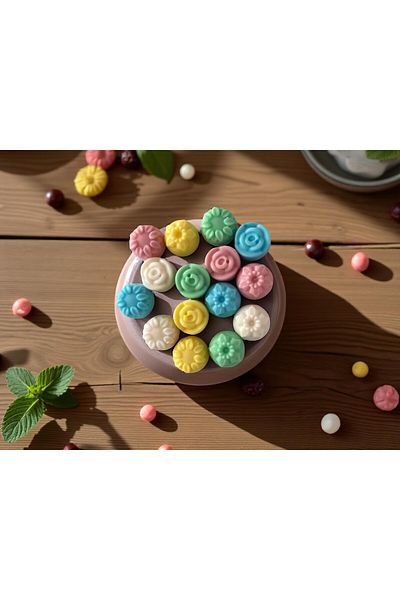 EQMQ STORE KOZMETİK Mini Decorative Scented Soap, Mixed Color Mixed Pattern Soap 1 Piece 2X2 cm (15 Pieces)