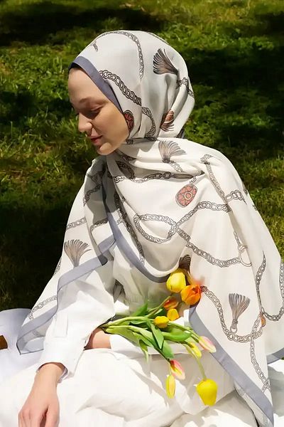 Madame Polo Σάλι με μοτίβο υπεραλυσίδας - Off White