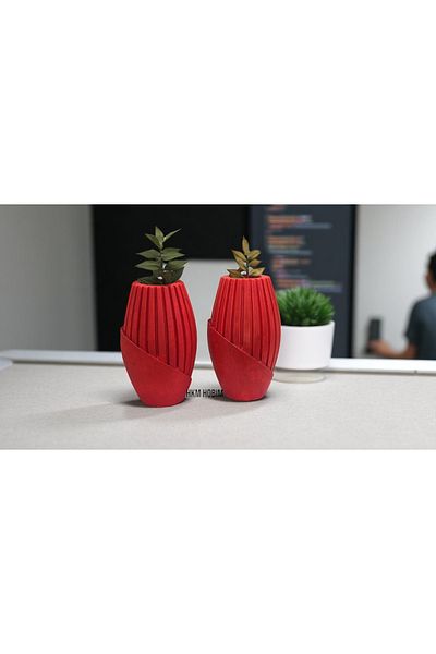 HKM Hobim Modern Decorative Vase Set – Red Stylish Design, for Flower or Decor Use (Except Plants)