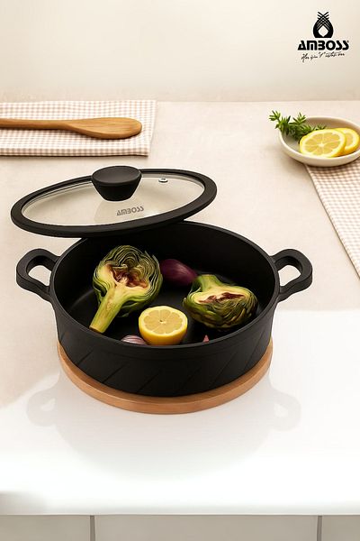 Amboss Vento Casting Titanium Coated Oblate Pot with Glass Lid 26X7 cm