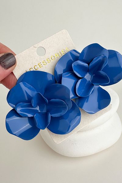 Modex Metal Oval Curved Blue Light Exaggerated Flower Earrings (7cm)
