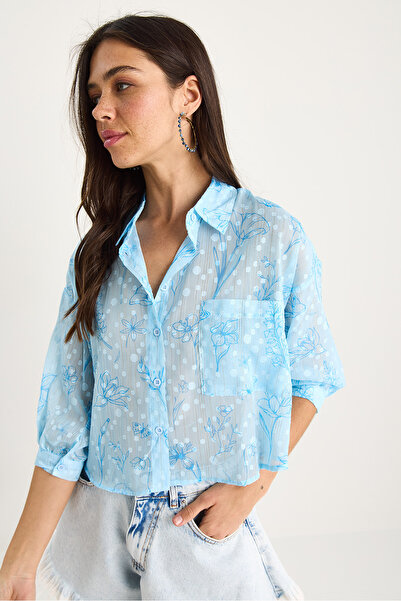 Bianco Lucci Γυναικείο πουκάμισο με μισό μανίκι με μονόχρωμο μοτίβο με λεπτομέρεια ζακάρ διαφανές πουκάμισο 60282019