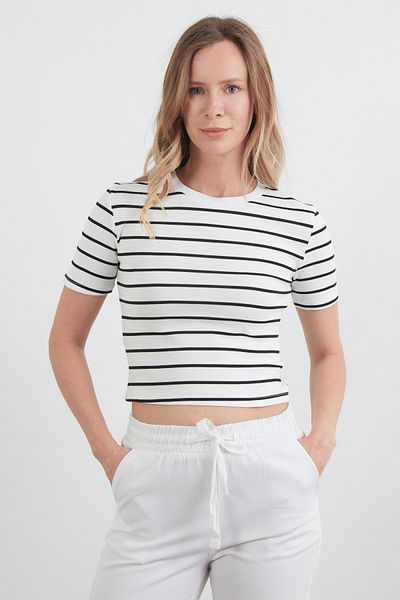 Fulla Moda Tricou Crop Basic cu dungi