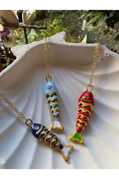 Claritas Takı Steel Red Colored Movable Enamel Design Fish Necklace