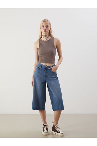 LC Waikiki Crew Neck Women's Crop