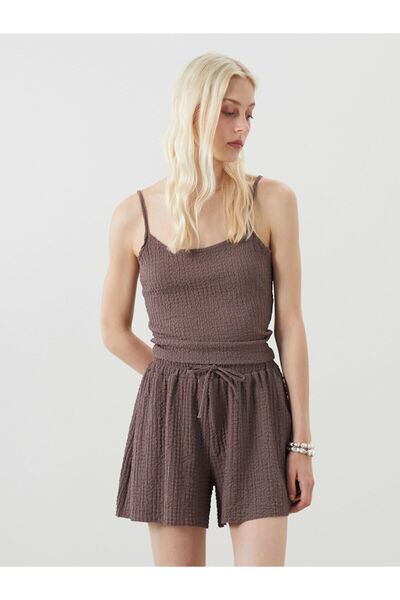 LC Waikiki Özmarka New Season U-Neck Textured Strap Crop Top