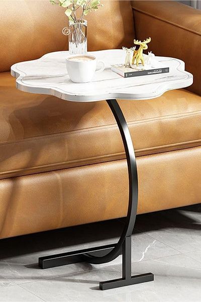 Generic 8-Pieces Modern Coffee Table C-Shaped Side Table with Wood Top in Flower Shape and Metal Frame White