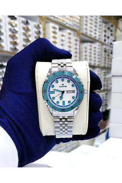 aks wristwatch