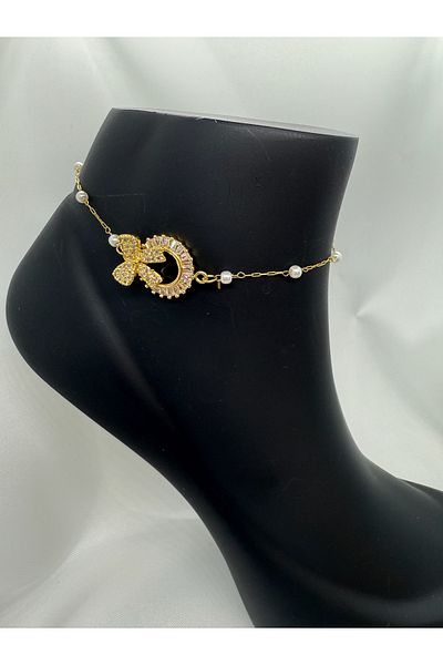 Mila Lumiere Modern Stylish Zircon Stone and Pearl Detailed Bow Figure Gold Color Steel Anklet