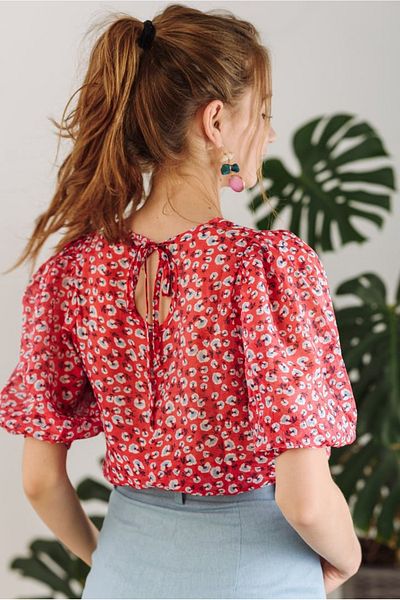 Azuri Women's red blouse with puff sleeves