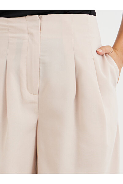 Styli Solid High Rise Pleated Wide Leg Pants