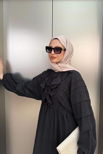 QUQA Fırfırlı Keten Elbise - Siyah