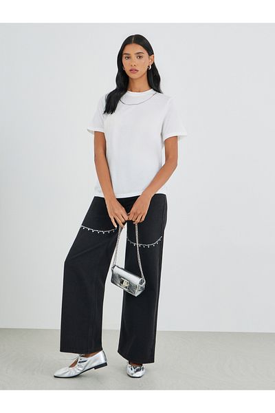 Styli Solid Round Neck T-Shirt