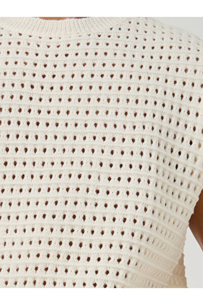 Styli Crochet Relaxed Fit Tank T-Shirt