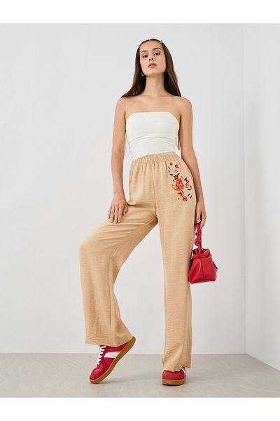Styli Embroidered Detail Wide Leg Pants with Elasticated Waistband