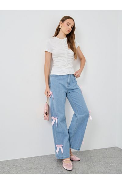 Styli Solid Ruched Detail Short Sleeve T-Shirt