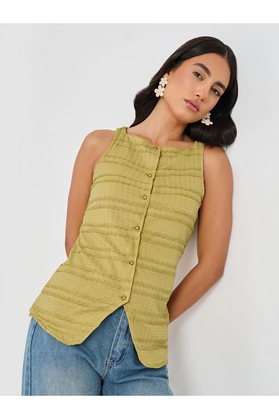Styli Textured Buttoned Square Neck Waistcoat