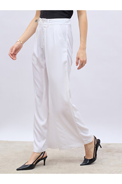 Styli Solid Pleated Tailored Flare Pants with Belt Loops