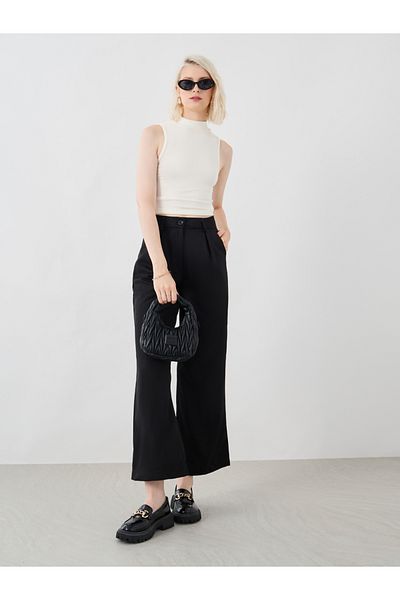 Styli Black Solid Pleated Loose Fit Pants