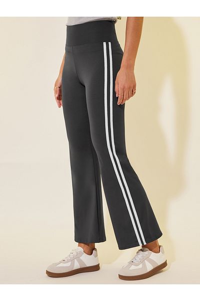 Styli Side Stripe Flared Leggings
