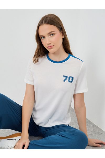 Styli Slogan Print Round Neck T-Shirt