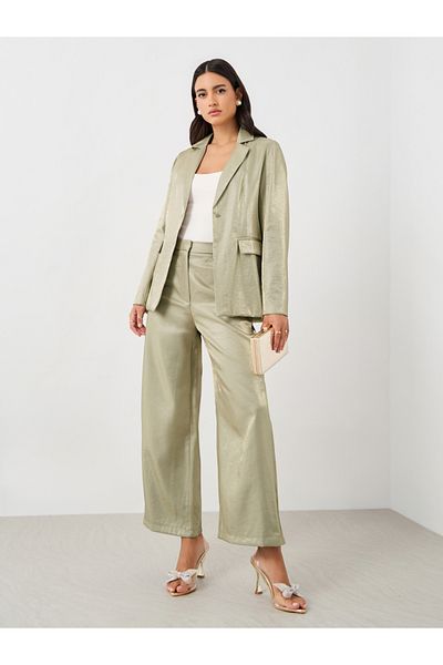 Styli Solid Regular Fit Single Breasted Blazer
