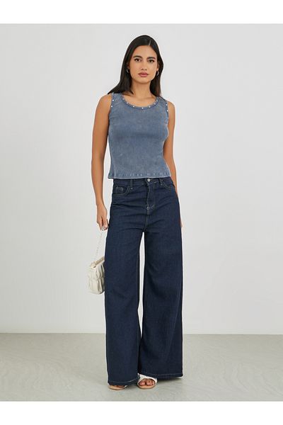 Styli Ribbed Acid Washed Fitted Tank Top with Star Stud Detail