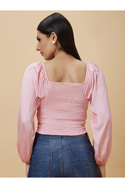 Globus By Styli Solid Square Neck Balloon Sleeve Crop Top