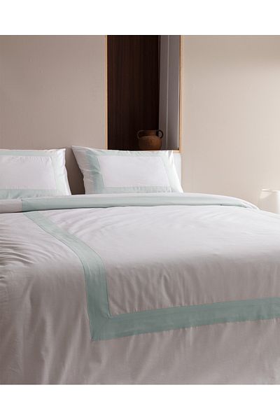 Madame Coco Valette King Size 100% Cotton Duvet Cover Set - White/Blue
