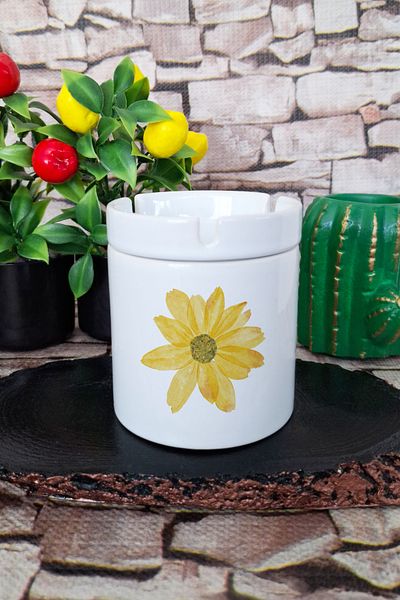 qoeuyl boutique Yellow Flower Printed Ceramic Lid Odorless Ashtray