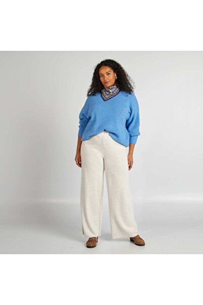 KIABI بنطلون محبوك فاخر باللون البيج