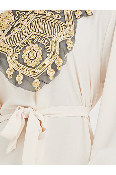 Styli Embroidered Round Neck A-Line Jalabiya