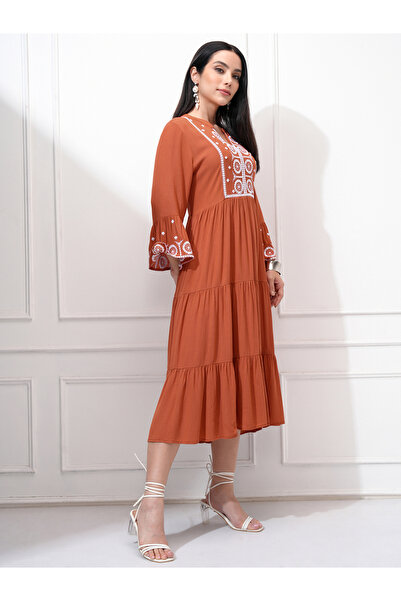Vishudh By Styli Women Embroidered Long Sleeves A-Line Midi Dress