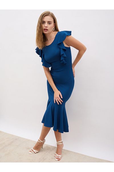 Styli Ruffled Mermaid Hem Bodycon Midi Dress