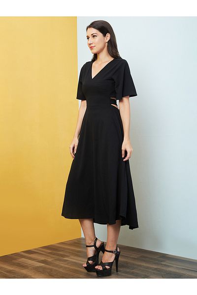 Globus By Styli Women Black Solid V Neck A-Line Midi Dress with Cut Out Back