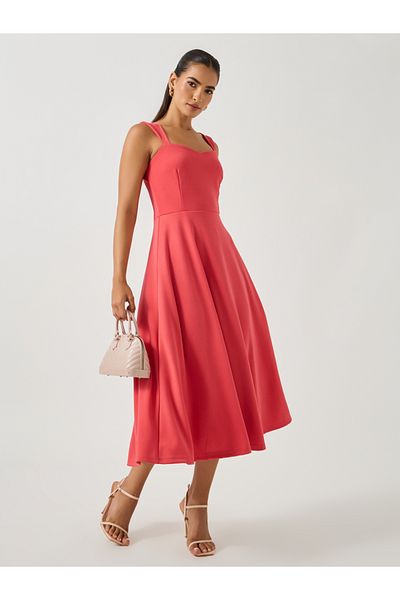 Styli Plain Sweetheart Neck Strappy A-Line Midi Dress