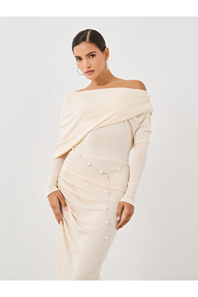 Styli Plain Long Sleeves Sheath Midi Dress with Pearl Belt