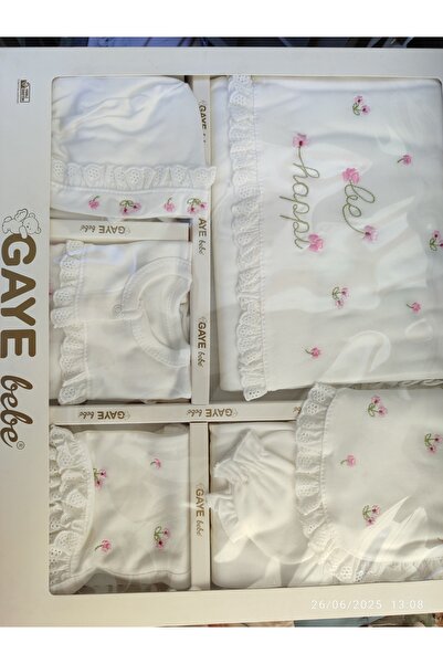 Gaye Bebe Hastane Çıkışı