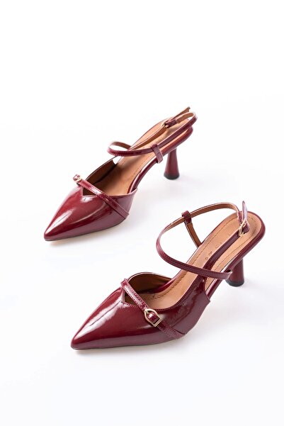 BY ELİZE K-6722 Burgundy Patent Leather Buckle Detailed Pointed Toe Women's Shoes
