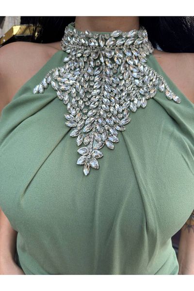 1Moda1Tarz Γυναικείο ειδικό σχέδιο φόρεμα με εισαγόμενο κρεπ ύφασμα με πέτρα κεντημένο στο λαιμό και στο στήθος