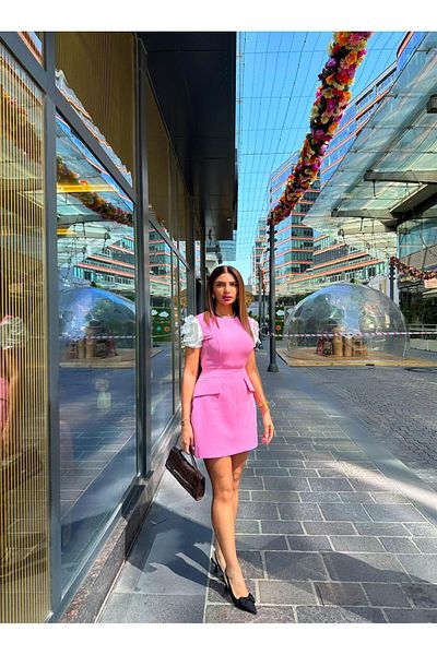 sterktekstil Women's Solid Color Short Dress with Rose Sleeves