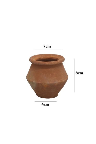 Others Creative pottery masterpiece in the shape of a corner