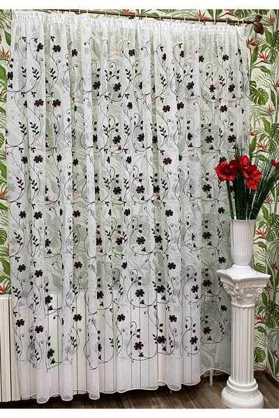 Liz Line Embroidered linen curtain, with rejansa, various sizes and colors, from the "Inna cu flori" collection by Liz Line