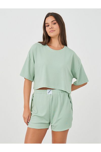 Styli Solid Short Sleeve Crop T-Shirt and Shorts Set