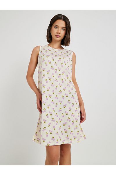 Styli Printed Round Neck Sleeveless Nightdress