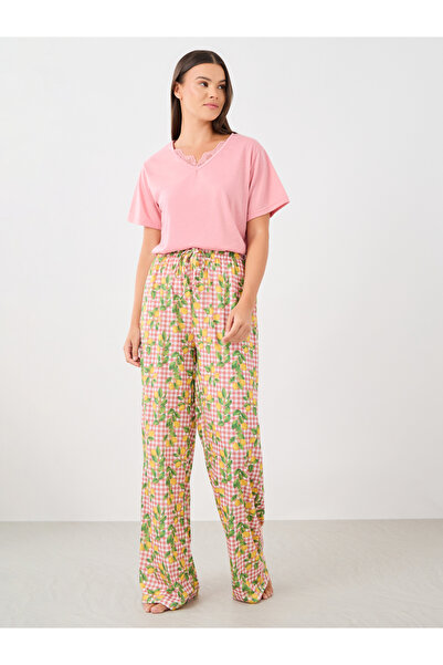 Styli Lace Insert V Neck T-Shirt and Lemon Print Pyjama Set