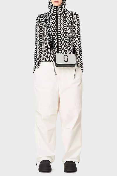Marc Jacobs The Snapshot Genuine Leather Bag with Adjustable Shoulder Strap Bag 2P3Hcr005H01 005